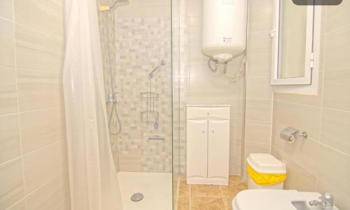 Guest House Mota Málaga Exteriör bild