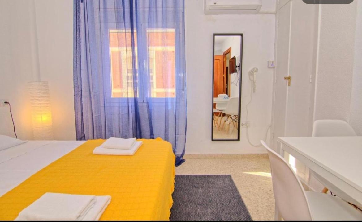 Guest House Mota Málaga Exteriör bild