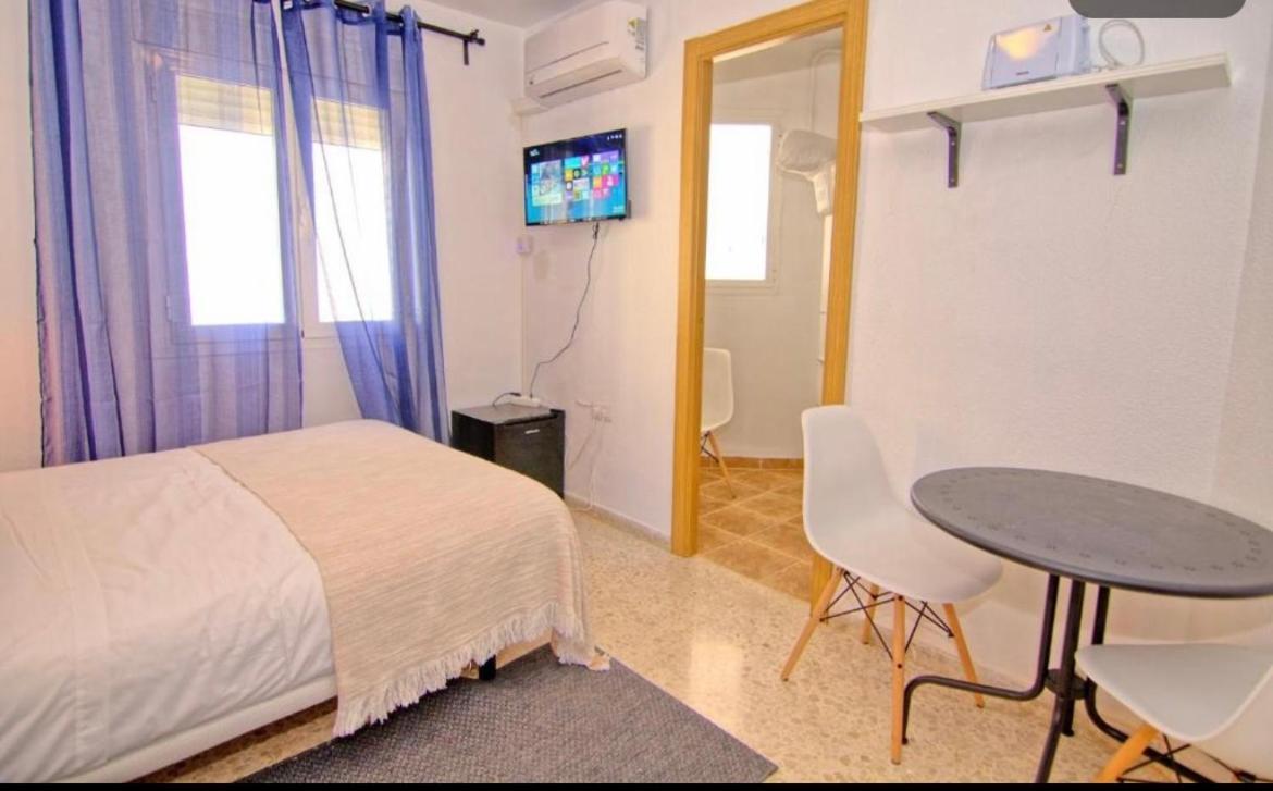 Guest House Mota Málaga Exteriör bild